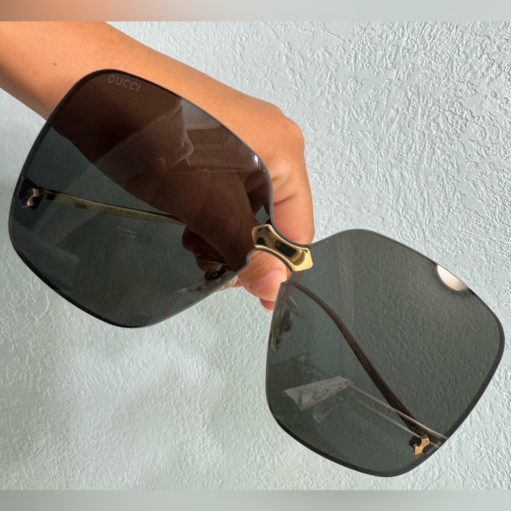 Gucci oversized rimless sunglasses - Picture 8 of 8
